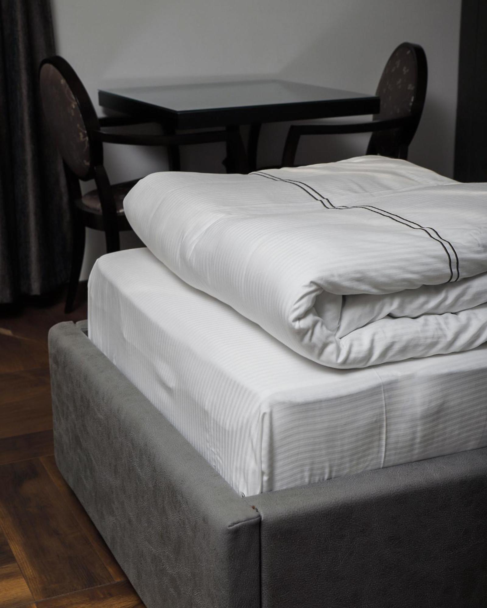 Triumf Hotel Πρίζρεν Εξωτερικό φωτογραφία