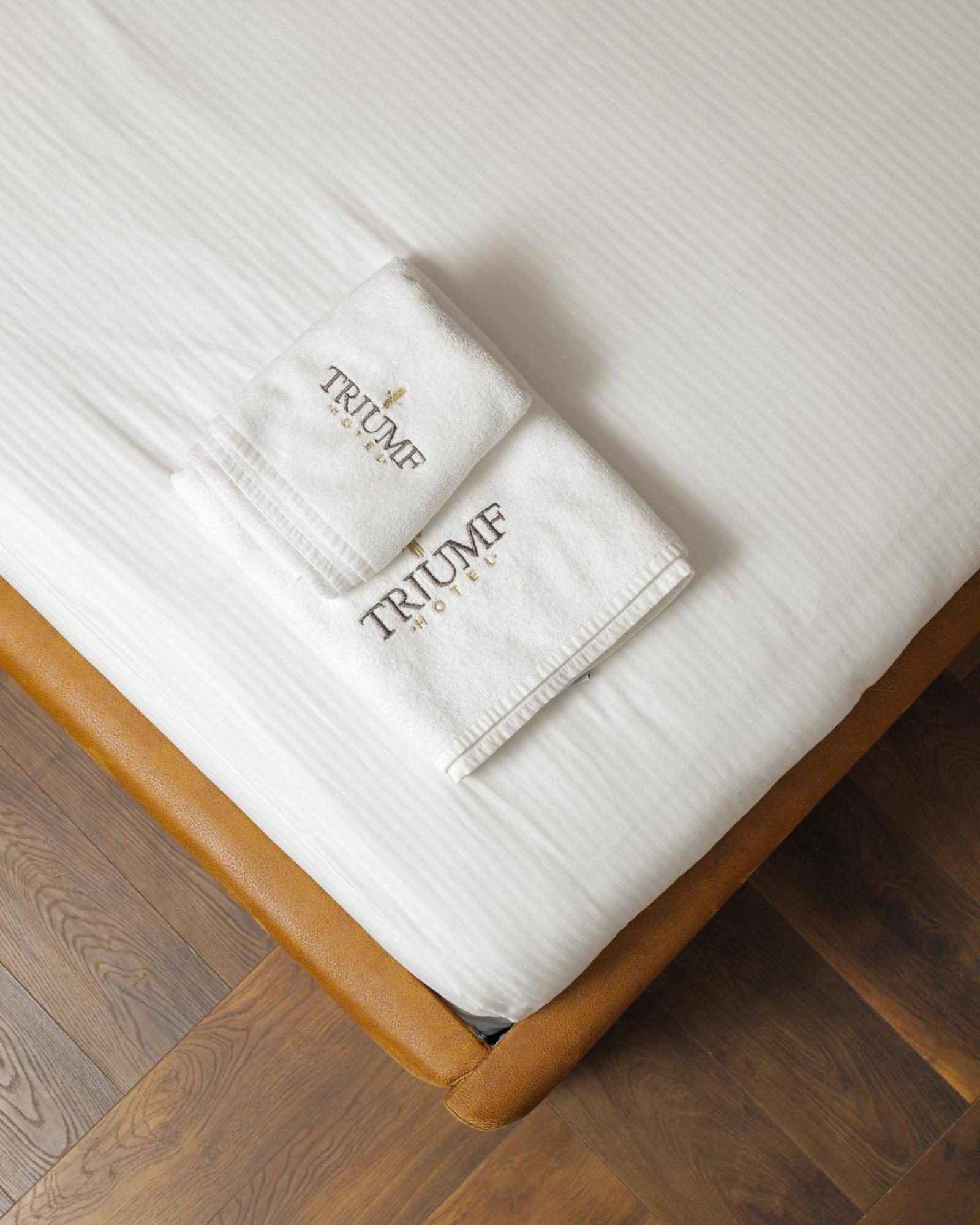 Triumf Hotel Πρίζρεν Εξωτερικό φωτογραφία